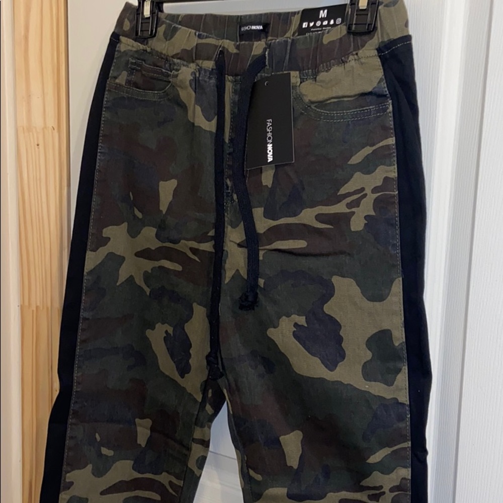 Fashionova camo joggers